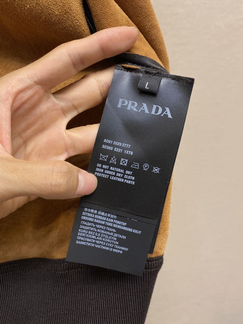 Pra*a outwear